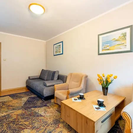 Apartamenty Pod Kotwica Ustka Exterior photo